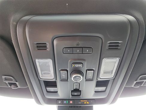 Certified 2024 Chevrolet Tahoe Premier w/ Premium Package image 24