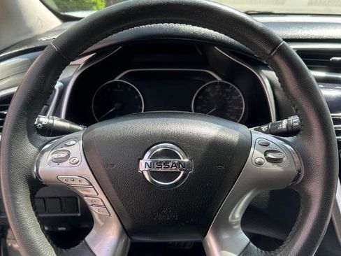 Used 2017 Nissan Murano SV FWD image 42