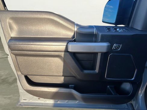 Used 2019 Ford F150 Lariat AWD/4WD image 15
