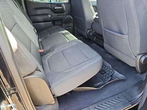 Used 2020 Chevrolet Silverado 1500 LT AWD/4WD image 14