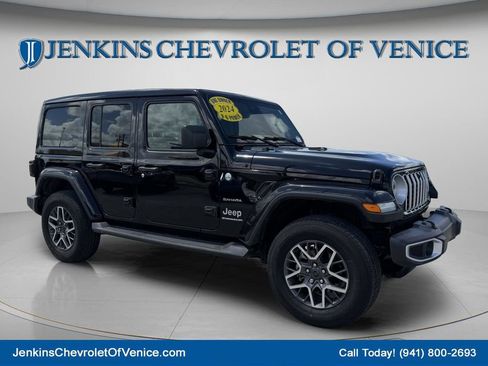 Used 2024 Jeep Wrangler Unlimited Sahara w/ Technology Group AWD/4WD image 1