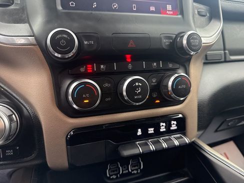 Used 2022 RAM 1500 Laramie image 31