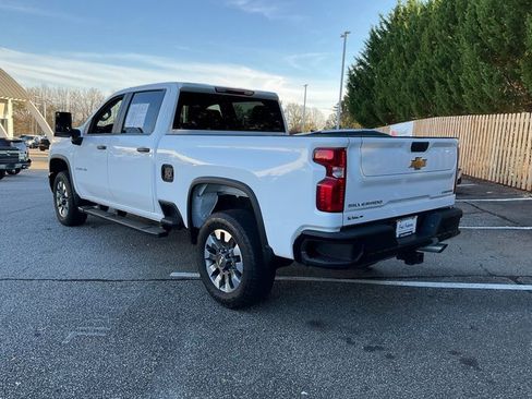 Used 2024 Chevrolet Silverado 2500 Custom w/ Custom Value Package image 19