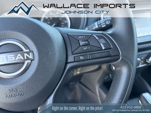 Used 2023 Nissan Kicks S image 29