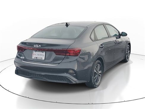 Certified 2023 Kia Forte LXS w/ LXS Technology Package image 4