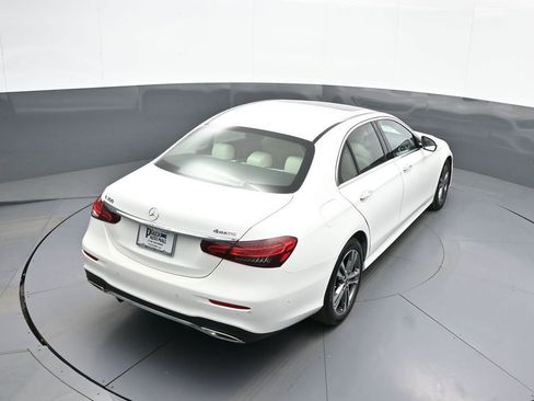 Used 2023 Mercedes-Benz E 350 4MATIC Sedan w/ Premium Package image 39