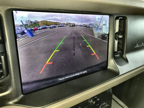 Used 2024 Ford Bronco Big Bend image 17