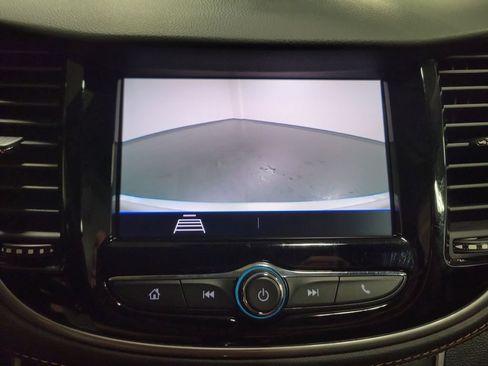 Used 2022 Chevrolet Trax LT FWD image 20