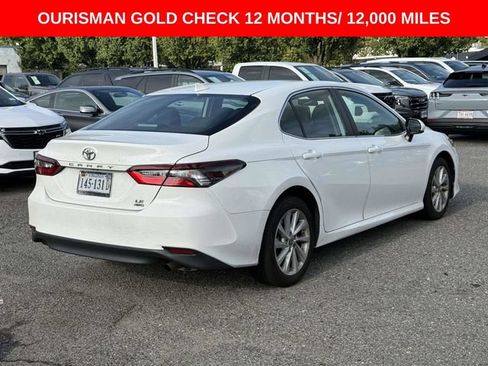 Used 2023 Toyota Camry LE AWD/4WD image 2