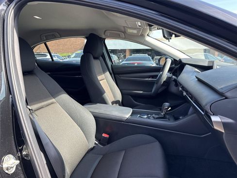 Used 2024 MAZDA MAZDA3 s FWD image 22