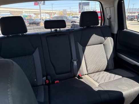 Used 2016 Toyota Tundra SR5 w/ SR5 Upgrade Package image 14