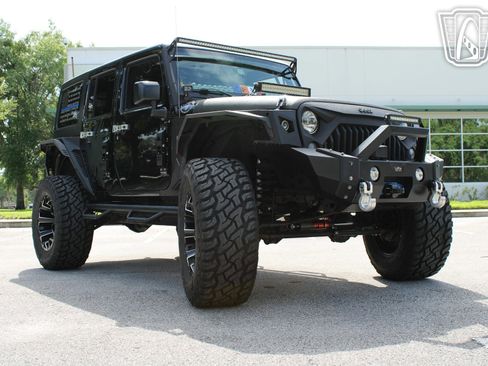 Used 2015 Jeep Wrangler Unlimited Sport w/ Quick Order Package 24S image 4