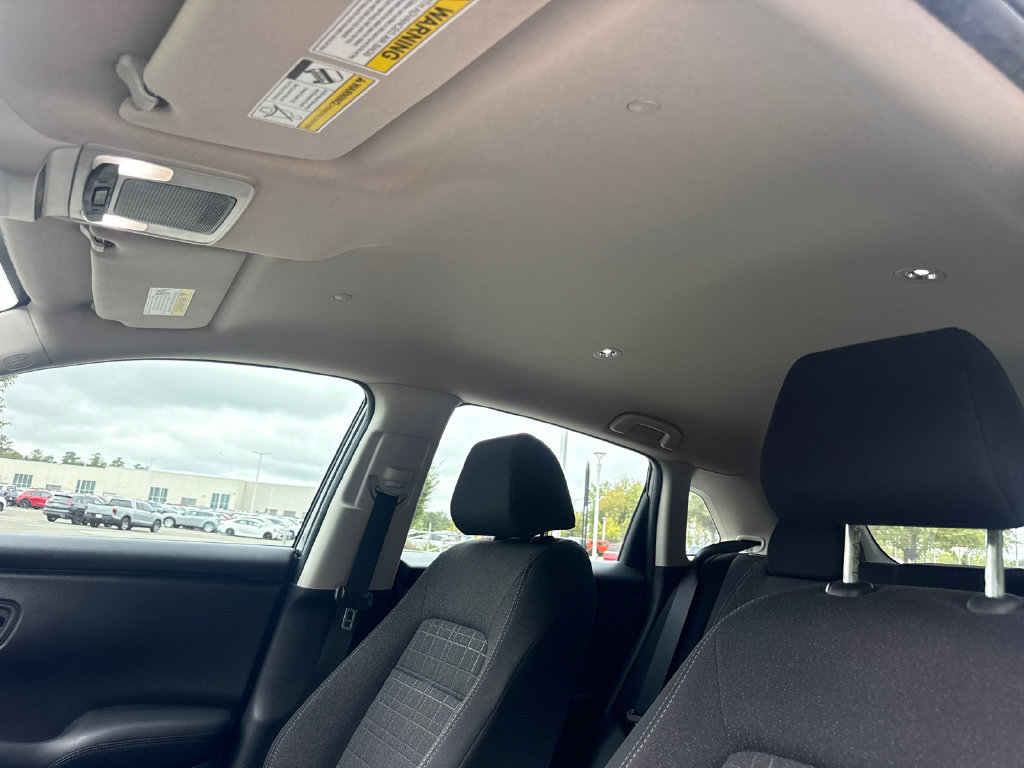 Certified 2025 Honda HR-V LX image 31