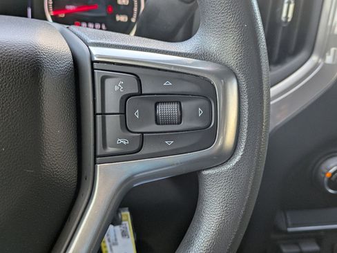 Used 2022 Chevrolet Silverado 2500 Custom w/ Custom Value Package image 26