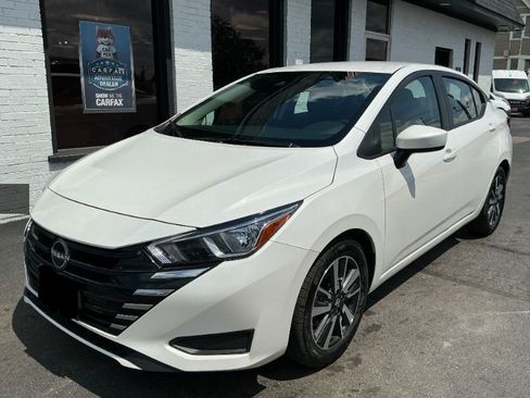 Used 2024 Nissan Versa SV FWD image 6