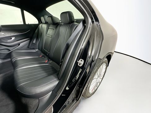 Used 2023 Mercedes-Benz E 350 Sedan image 26