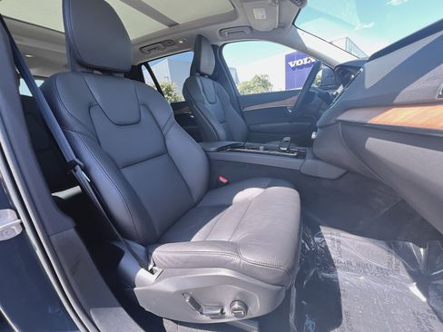 Certified 2023 Volvo XC90 B6 Plus w/ Protection Package Premier AWD/4WD image 28