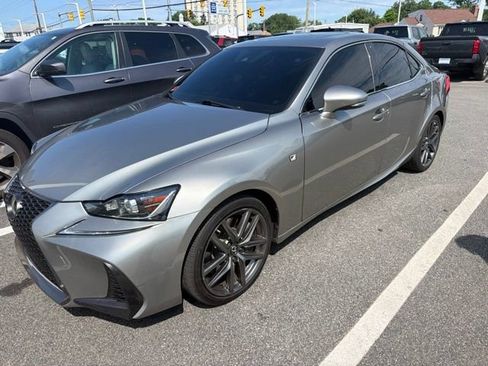 Used 2019 Lexus IS 300 F Sport w/ F Sport Package AWD/4WD image 4