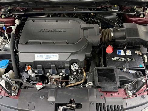 Used 2017 Honda Accord Touring image 31