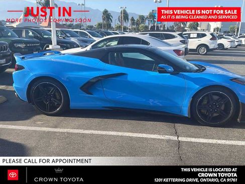 Used 2023 Chevrolet Corvette Stingray Preferred Conv w/ Z51 Performance Package RWD image 3
