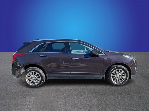 Used 2018 Cadillac XT5 Luxury image 5