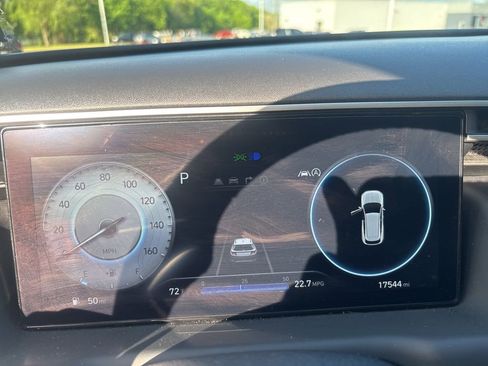 Used 2024 Hyundai Tucson Limited image 10