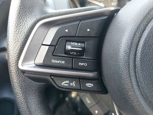 Certified 2023 Subaru Crosstrek 2.0i image 16