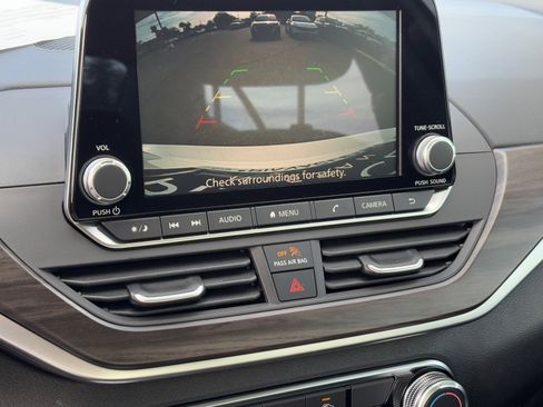 New 2025 Nissan Altima 2.5 SV image 25