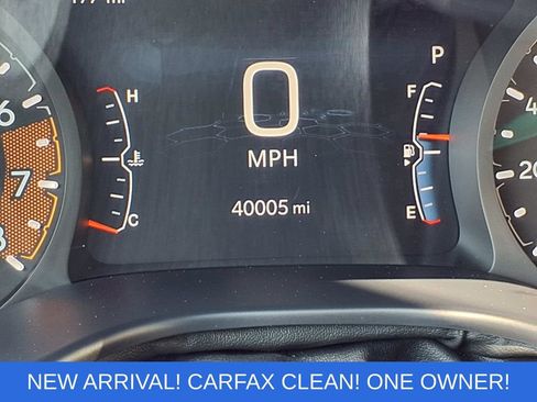 Used 2025 Jeep Compass Limited AWD/4WD image 16