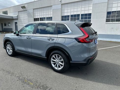 Used 2025 Honda CR-V EX image 4