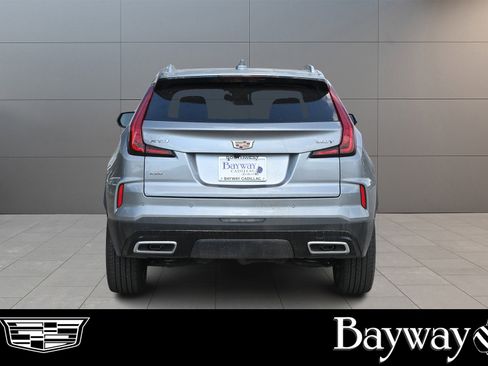 New 2025 Cadillac XT4 Premium Luxury image 6
