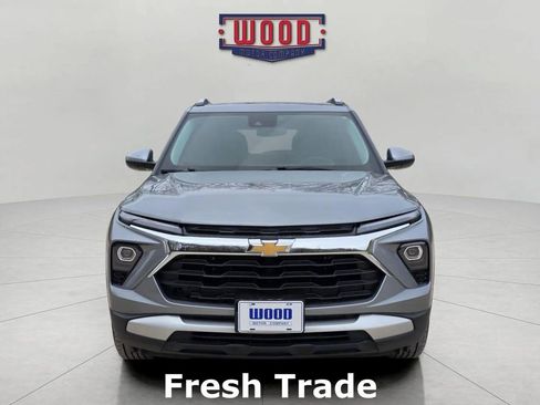 Used 2024 Chevrolet TrailBlazer LT w/ Driver Confidence Package image 2