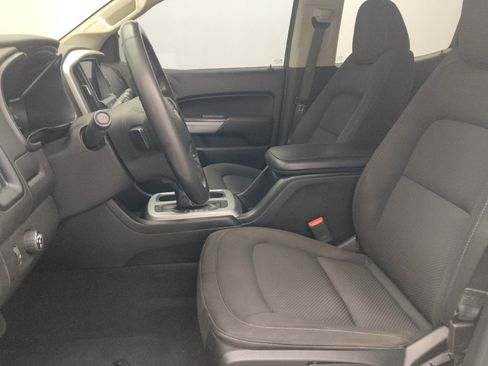 Used 2019 Chevrolet Colorado LT w/ LT Convenience Package RWD image 17