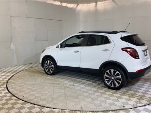Certified 2022 Buick Encore Preferred w/ Safety Package image 6