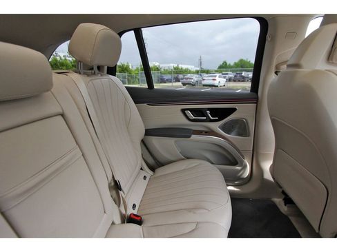 Used 2023 Mercedes-Benz EQS 450+ SUV image 14