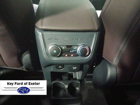 New 2026 Ford Explorer Platinum image 19