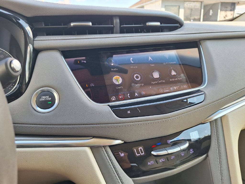 Used 2022 Cadillac XT5 Premium Luxury FWD image 16