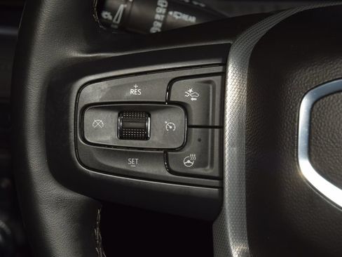 Used 2024 GMC Yukon XL Denali AWD/4WD image 39