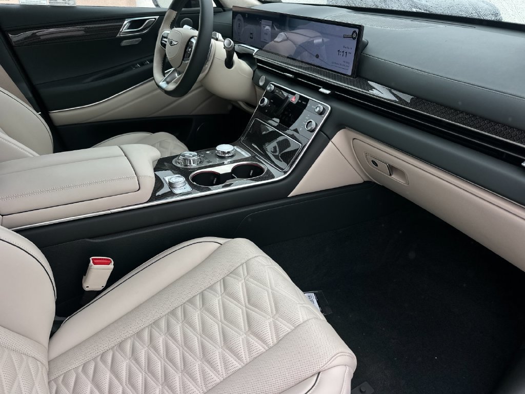 New 2026 Genesis GV80 3.5T e-SC AWD/4WD image 16
