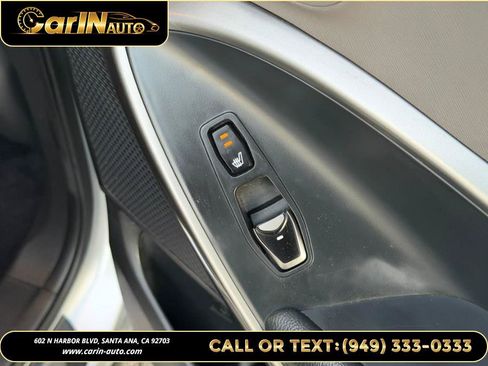 Used 2018 Hyundai Santa Fe Limited FWD image 25