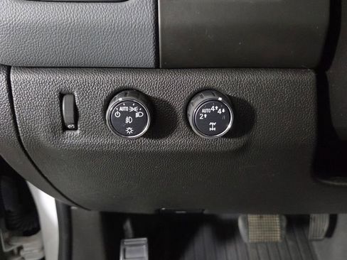 Used 2018 Chevrolet Colorado Z71 image 17