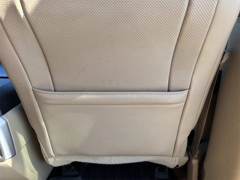 Used 2017 Ford F250 Lariat w/ Chrome Package image 22