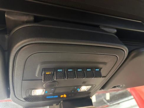 Used 2022 Ford Bronco Black Diamond image 23