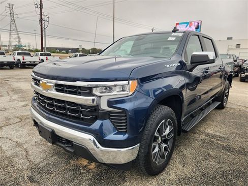 Used 2023 Chevrolet Silverado 1500 LT image 3