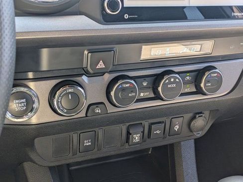 Certified 2023 Toyota Tacoma TRD Off-Road AWD/4WD image 24