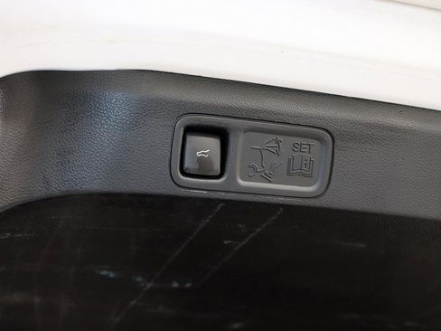 Used 2020 Ford Expedition Limited w/ Special Edition Package image 32