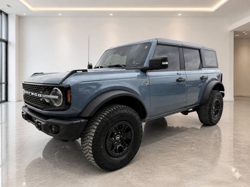 Used 2023 Ford Bronco Wildtrak AWD/4WD image 1