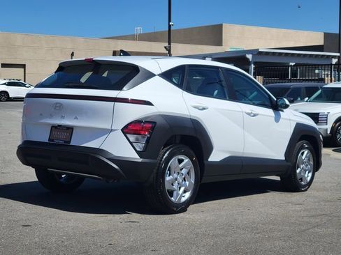 New 2026 Hyundai Kona SE FWD image 4