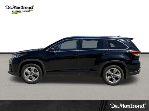 Used 2017 Toyota Highlander Limited image 8