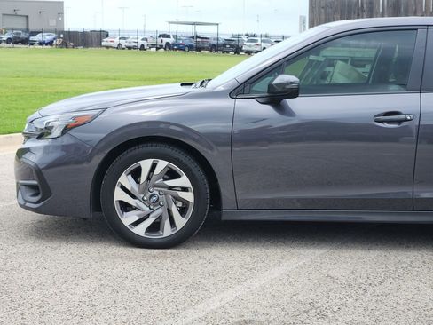 Used 2025 Subaru Legacy Limited AWD/4WD image 6